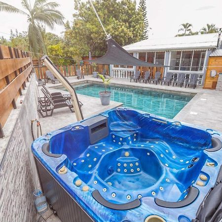 L'Avocat 1 Avec Piscine Chauffee Et Jacuzzi A Partager Villa Le Tampon Bagian luar foto