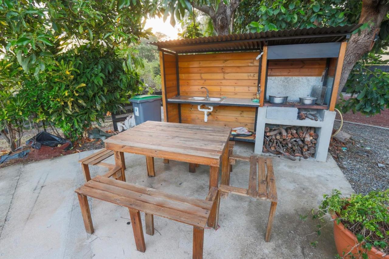 L'Avocat 1 Avec Piscine Chauffee Et Jacuzzi A Partager Villa Le Tampon Bagian luar foto